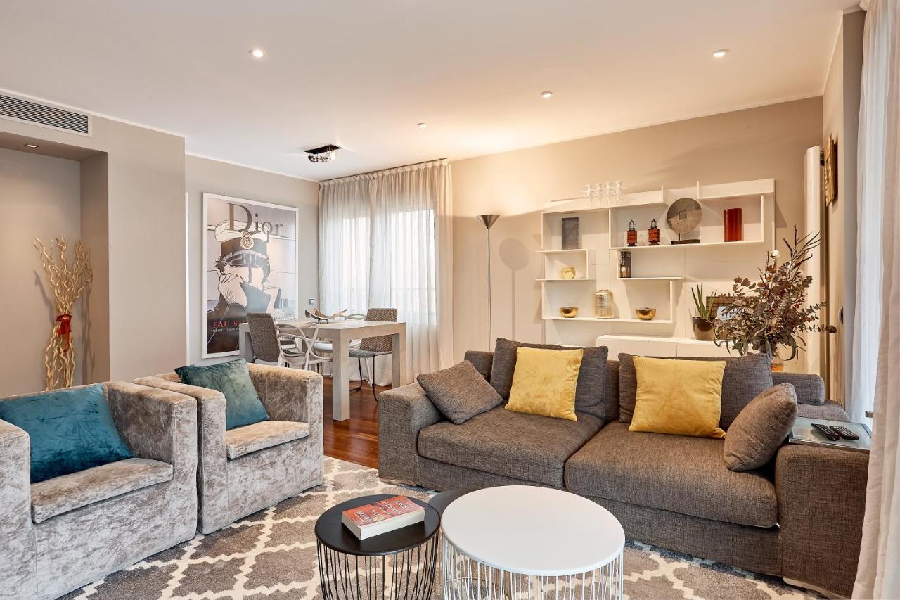 Ud - Luxury With Terrace Leilighet